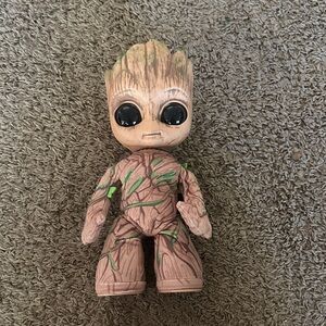 Dancing Groot toy